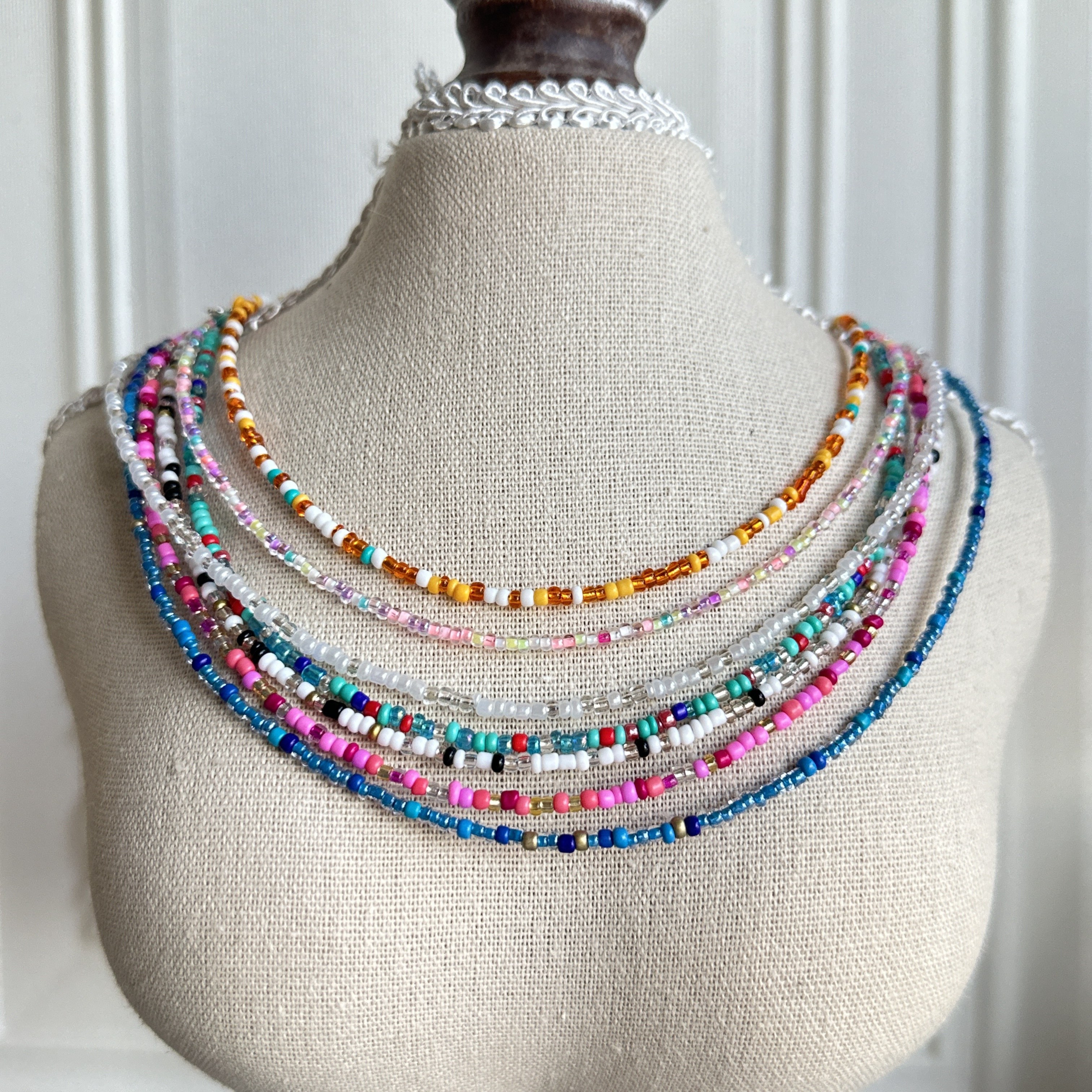 

1pc Multicolor Glass Beaded Necklace, Bohemian Style, Adjustable And Stackable Necklace, Summer Vacation Jewelry