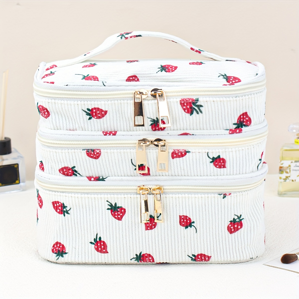 

Strawberry Printed Canvas Makeup Bag - Lightweight, Portable, And Stylish For Travel And Home Use - No Fragrance