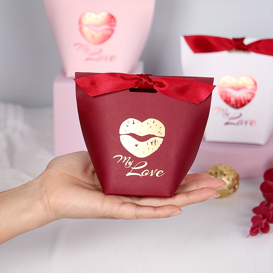 

Lot de 10 Boîtes de pour la Saint-Valentin avec Imprimé Lèvres - Parfaites pour les , Anniversaires & Cadeaux | Inclut un Ruban