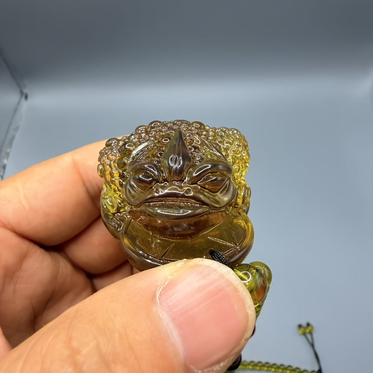 Natural Amber Green Toad Wealth Pendant Unisex Necklace