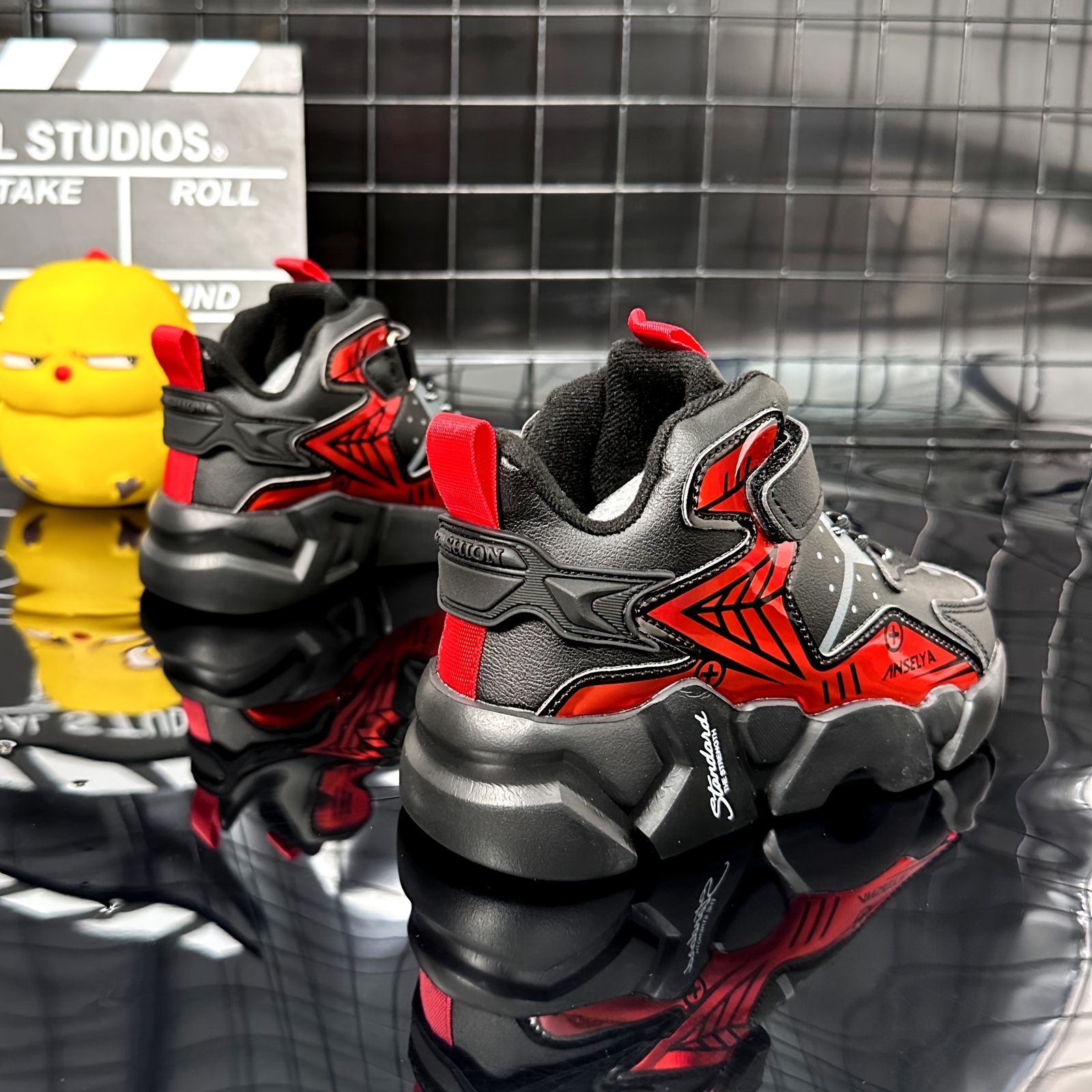 Jongensmode-sneakers - Duurzame laagtop-basketbalshoes met sluiting, ademende stofinleg en EVA-gepolijste zool voor outdoor-hardlopen, casual-draag - Comfort voor alle seizoenen, basketbalshoes, sportkleding, stijlvolle design met lusen, gevoerde EVA-zool