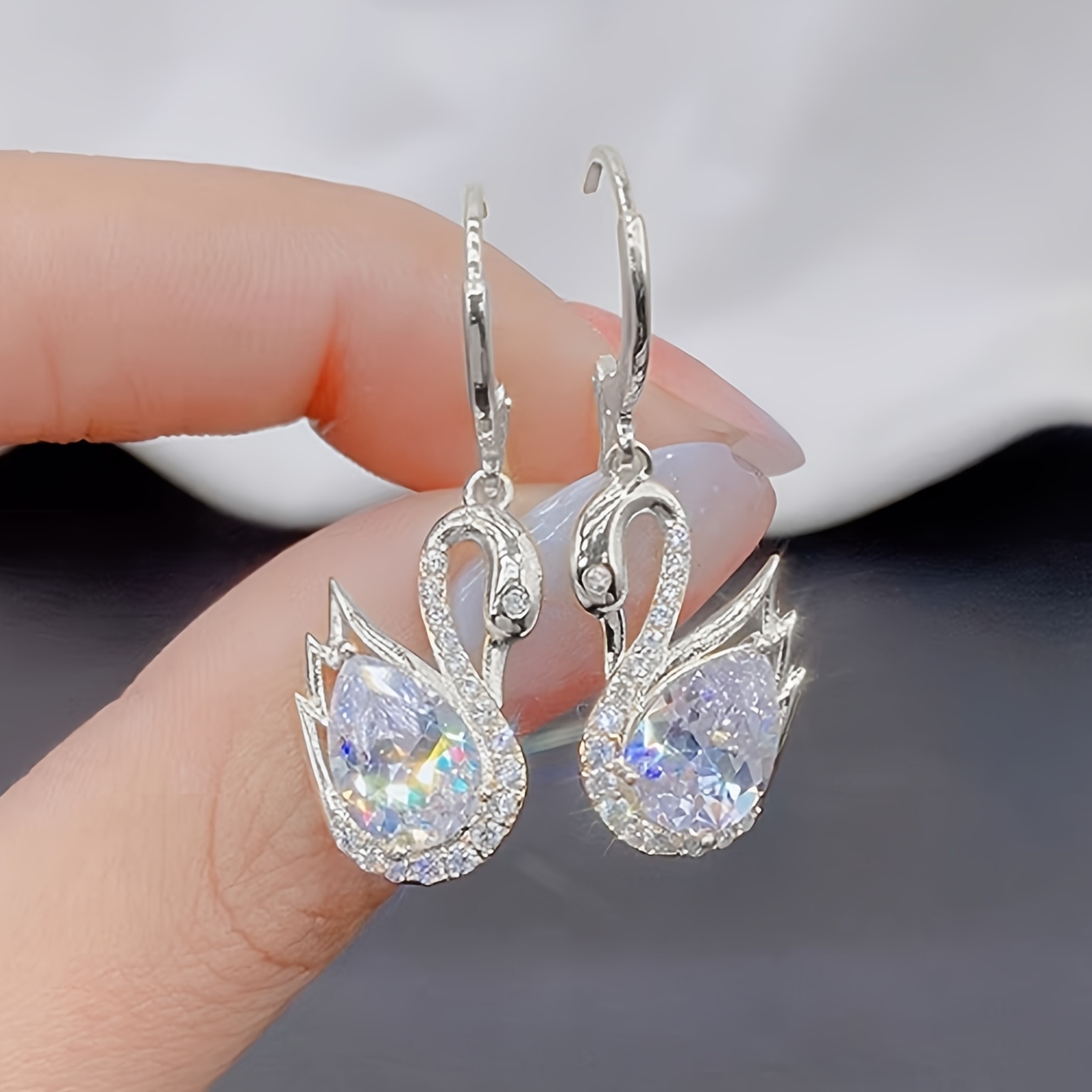 Image of 1 Pair Elegant Luxurious Swan Design | Glass Mosaic, Alloy With Copper Ear Needles, Suitable For Daily And Banquet Occasions