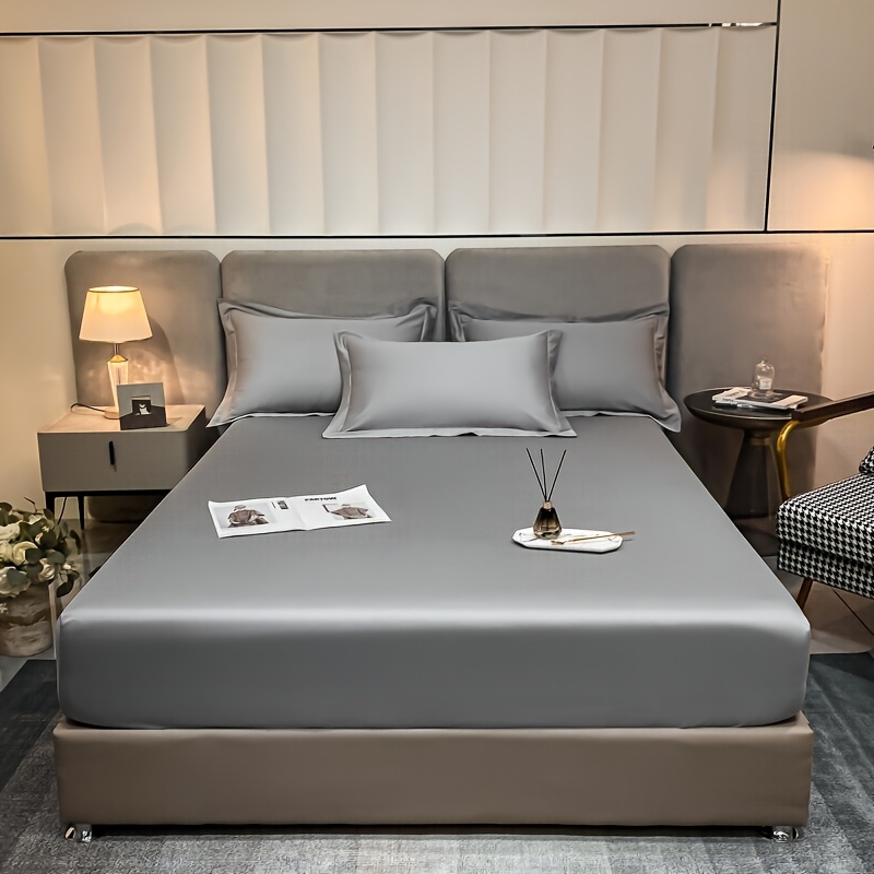 Image of Set Of 3 Soft And Fitted Sheets (includes 1 Fitted Sheet And 2 Pillow Covers)