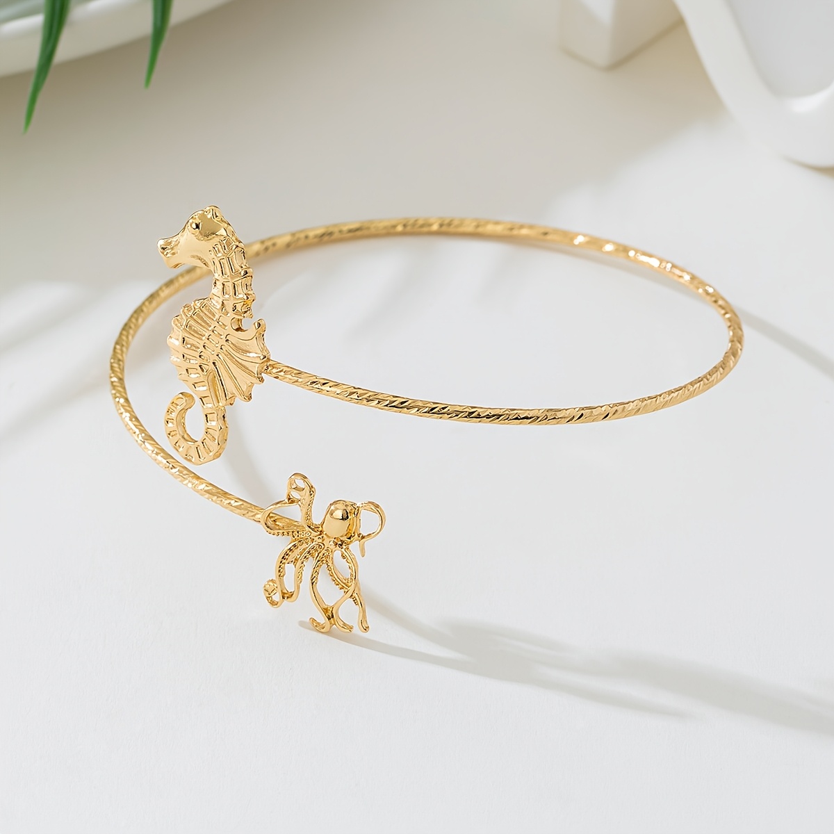 Adjustable Golden Seahorse Arm Cuff for Women - Beach Vacation Accessory