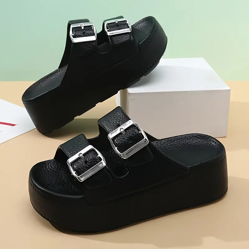 2024 thick sole slippers fashionable and versatile heightening anti slip anti odor wear resistant beach sandals Product details 0