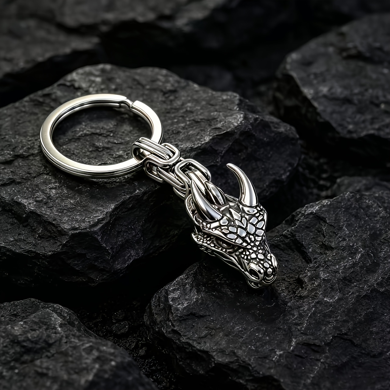 TEMU Vintage Distressed Fashionable Trendy Casual Keychain Pendant Accessory