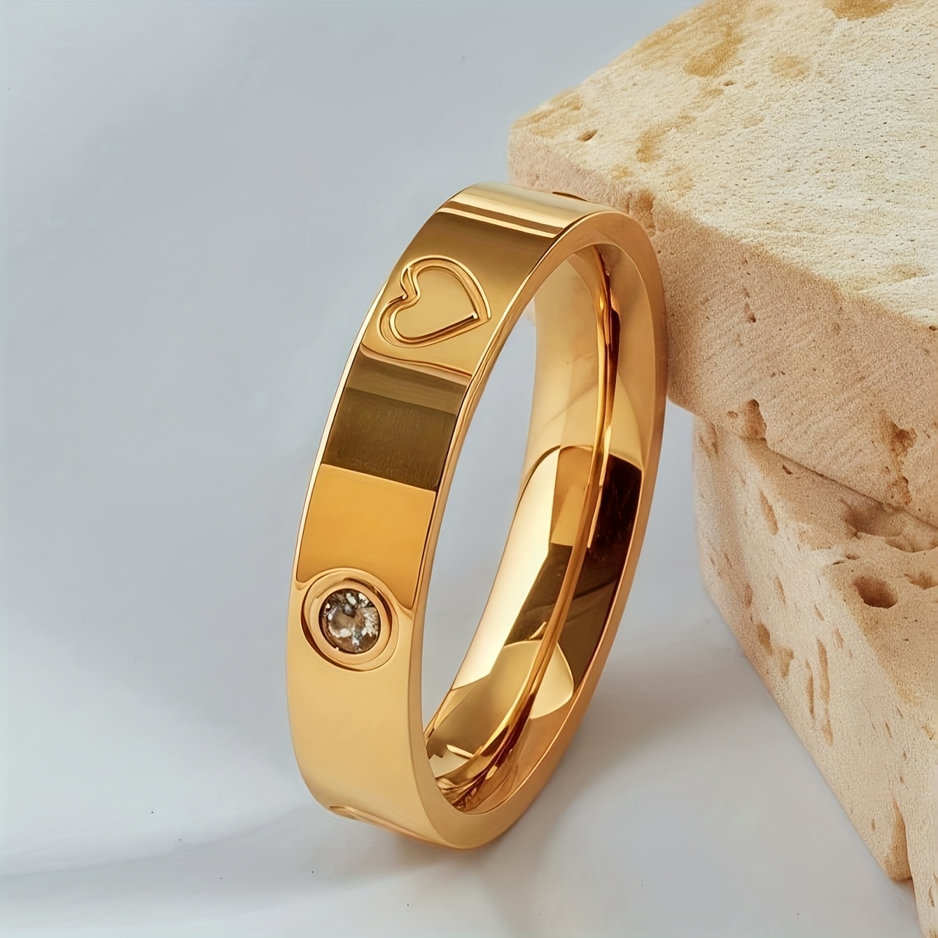 1 High-end Classic Ring. Stainless -shaped Ring. Sweet And Romantic, Gentle Recommendation, Suitable For Daily Women And Men