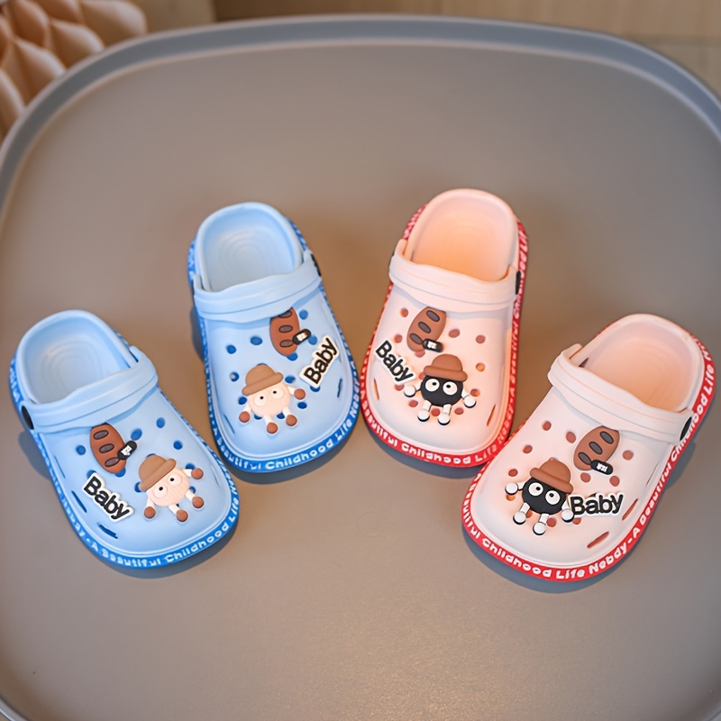 New Cute Youngsters' Fashionable Sandals Slippers EVA All-Season Boys' Breathable Lightweight Soft Sole Casual Beach Bathroom Quick-Dry Creek Shoes Stylish Water Shoes Garden Outdoor Play Anti-Slip Slippers