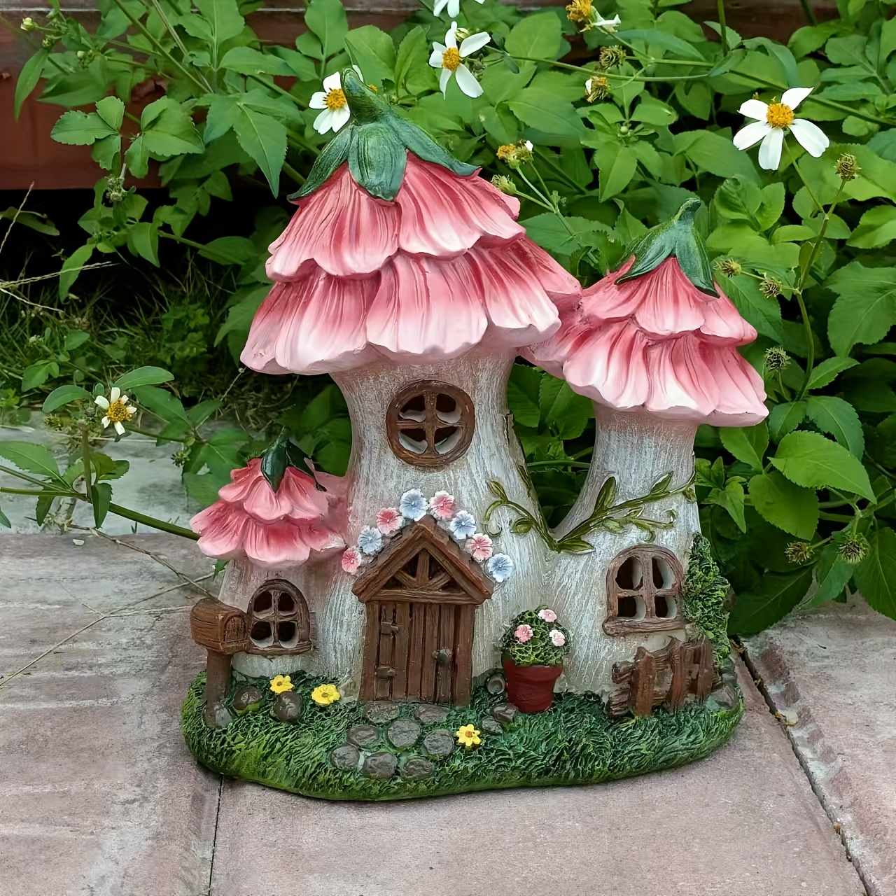 

1pc Fairy Resin Castle Mushroom , Garden Balcony Pot Lawn Figurine, No Battery Required, Fairy Gift