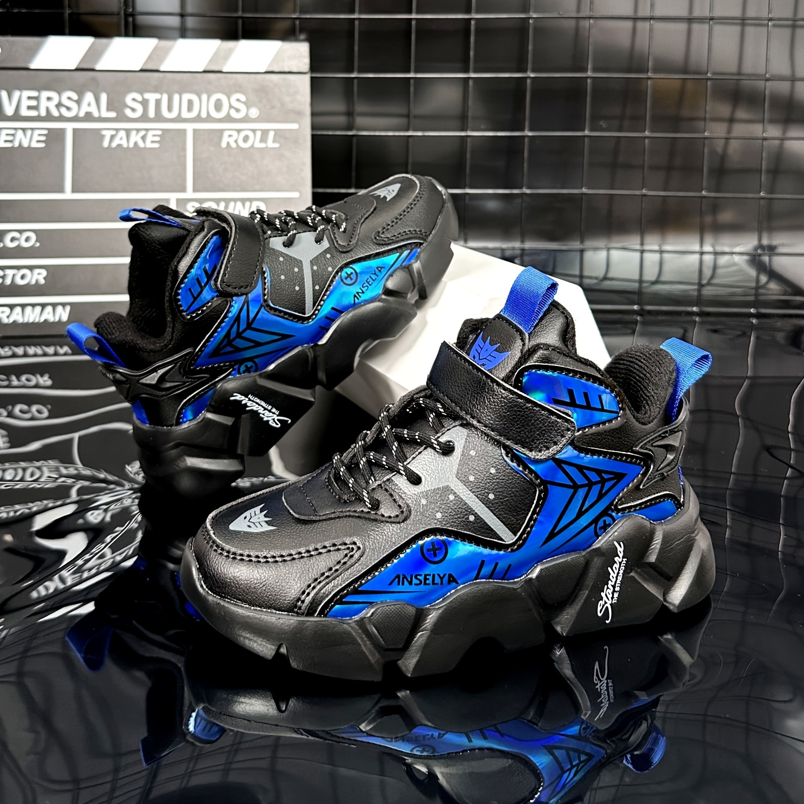 Jongensmode-sneakers - Duurzame laagtop-basketbalshoes met sluiting, ademende stofinleg en EVA-gepolijste zool voor outdoor-hardlopen, casual-draag - Comfort voor alle seizoenen, basketbalshoes, sportkleding, stijlvolle design met lusen, gevoerde EVA-zool