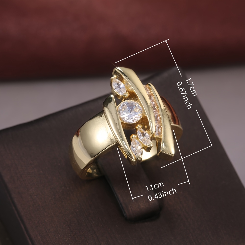 Unusual Fashion Inlay Zirconia Golden Ring