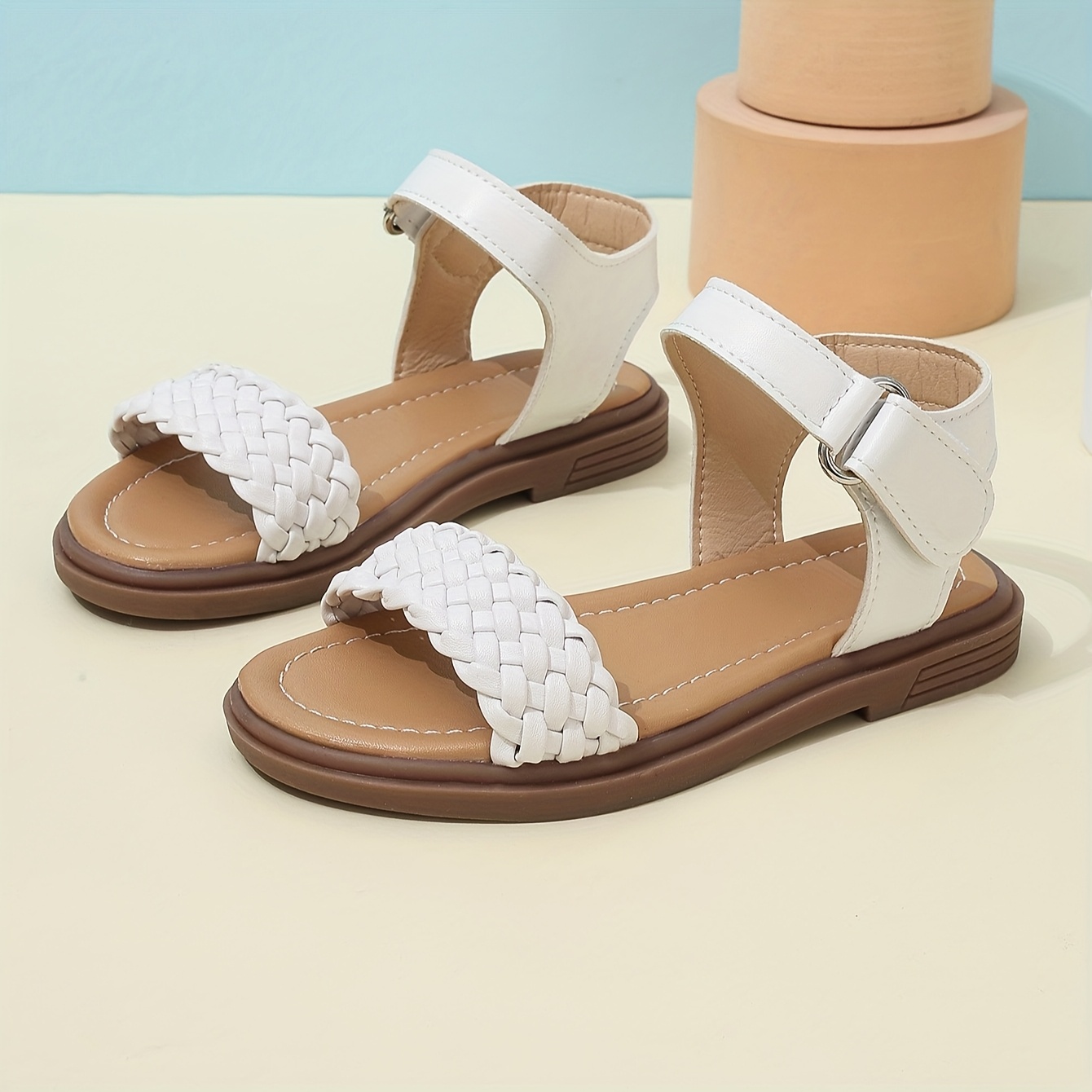 1 Pair of Cute Girls' Low-Heel Sandals with Braided Strap Design - Casual, Preppy Style, Perfect for Spring & Summer, Holiday Performance, and Casual Occasions, Casual Footwear | Casual Style | Braided Sandals