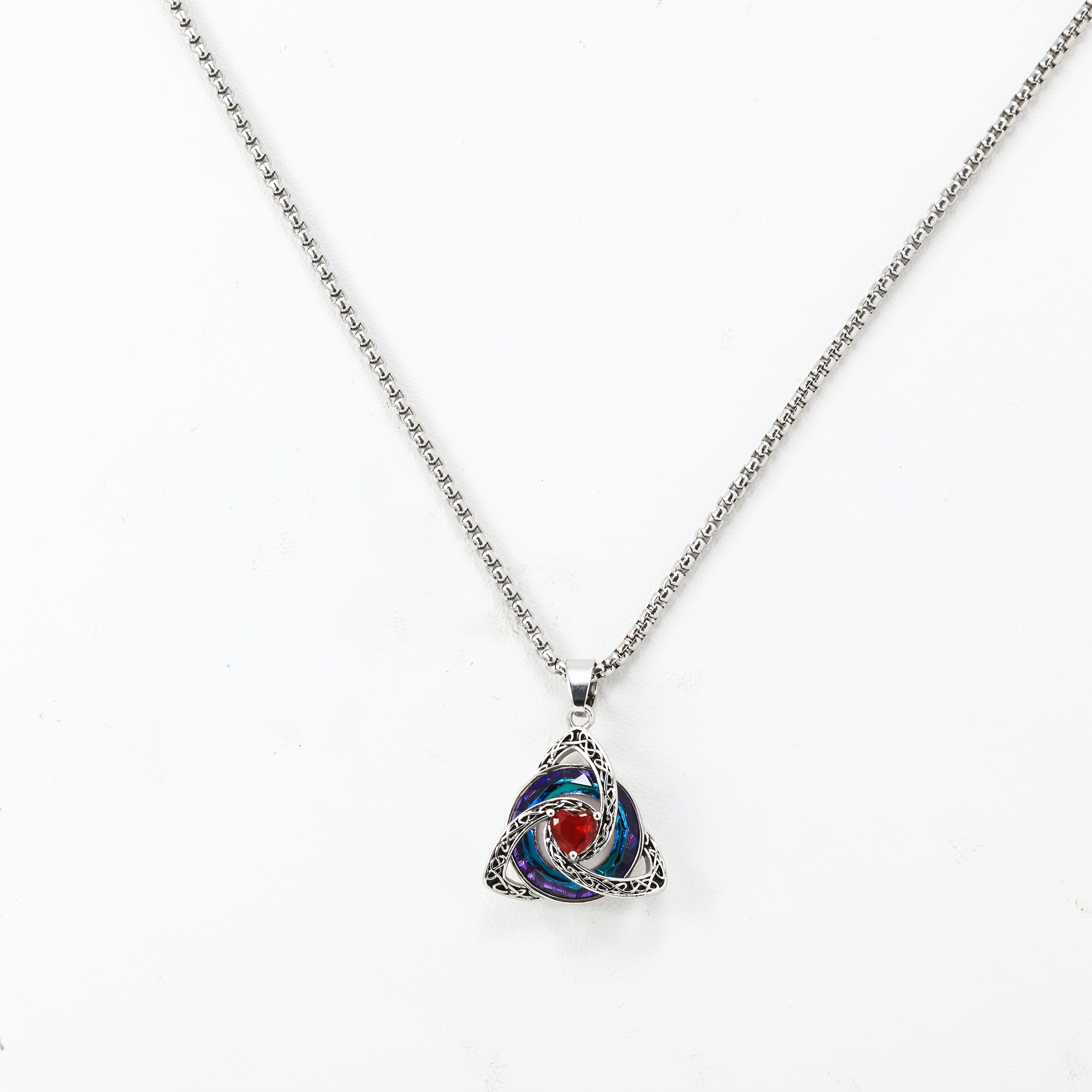 TEMU Collier Nœud Vintage, Pendentif Synthétique Pierres de de Cœur 12 Couleurs, Collier Pendentif de Luxe Léger Haut de Gamme, Chaîne Clavicule,