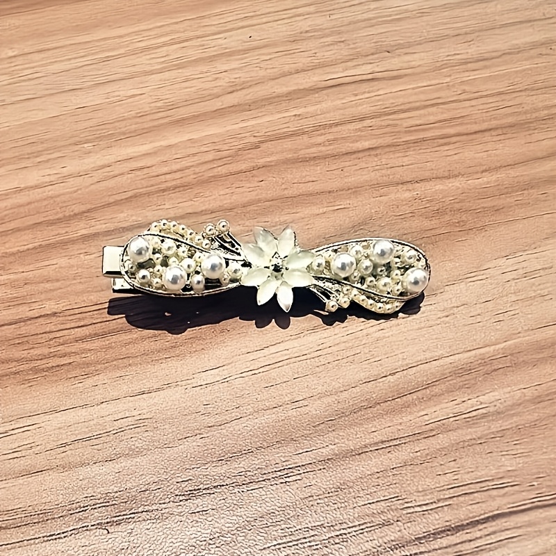 TEMU 1pc Women's Elegant Alloy Flower Hair Clip - Exquisite Pearl Decorated Spring Clip With Daisy Design, Half-up Hairstyles And Ponytails