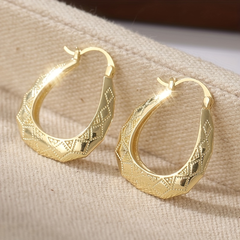 TEMU Women's Pair Of Vintage Plated U-shaped Hoop Earrings - Minimalist Carved Hoops Suitable For Daily Wear, Parties, Gifts, Elegant, Coating,