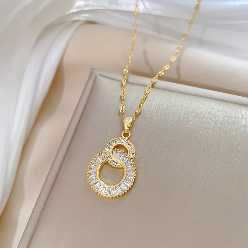 Image of Stainless Steel Crossover Circles Pendant Necklace For Women New Luxury Choker Charm Chain Jewelry Gift Party