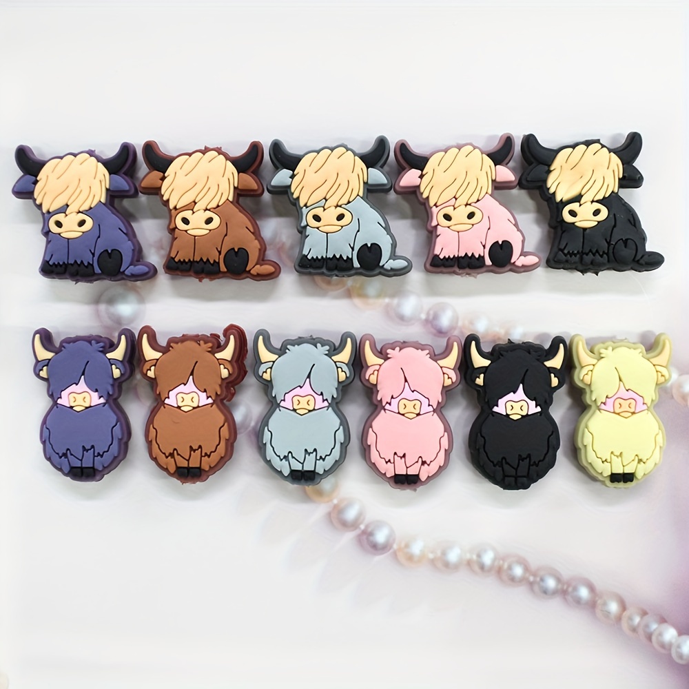 

12-pack Cartoon Highland Cow Charms For Diy Jewelry, Pen Beads, Keychains, And Bag Accessories - Plastic Creative Beads