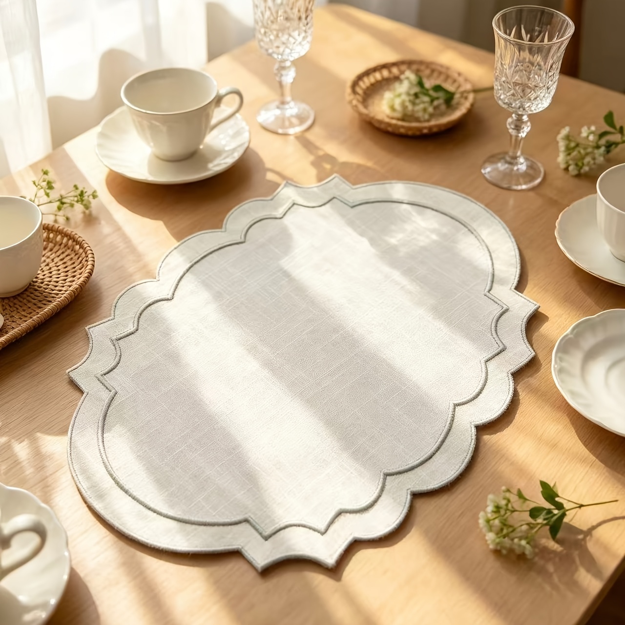 TEMU 4pcs Solid Color Embroidered Placemats, Rustic-style Polyester Fiber Round Placemats, Suitable For Dining Tables, Tea Tables, Coffee Tables,
