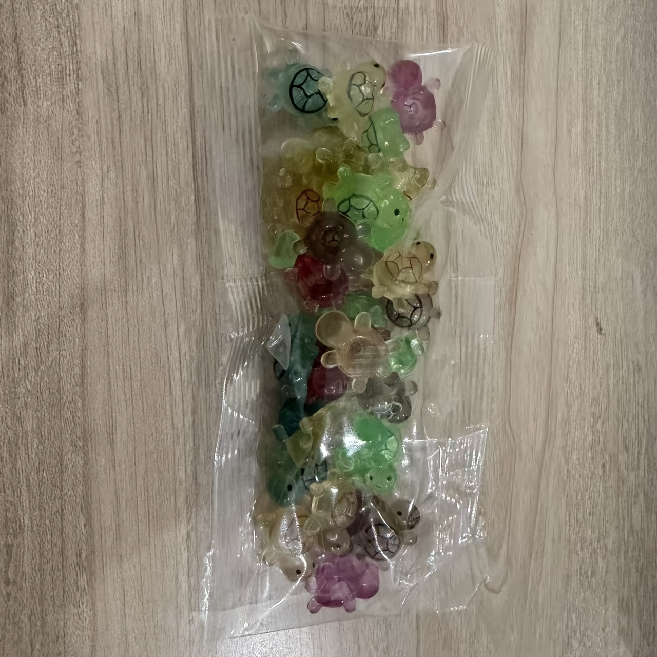 Image of Collectible Figurines ，30pcs Mini Turtle With A Cute 3d Figurine On Its Back. Absorbs Light And With A Soft Gradient Effect. For Micro-landscapes And Desktop Decor. , Assorted Colors
