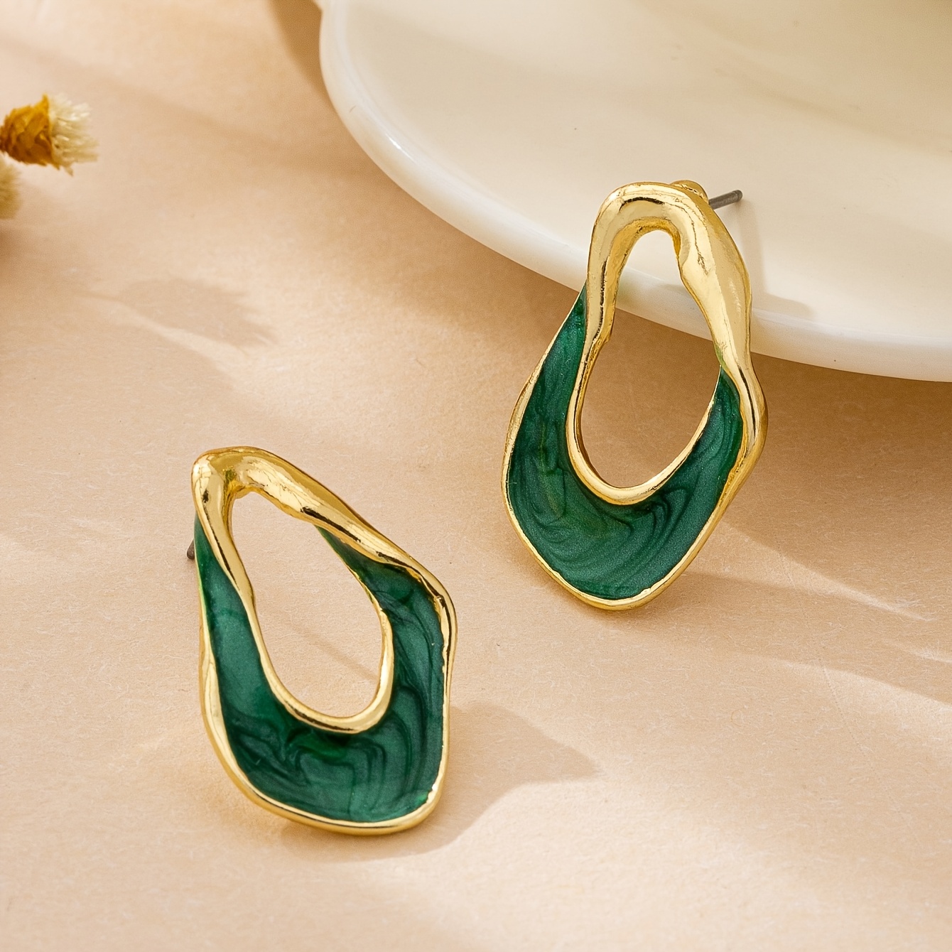 TEMU 1 Pair Western Premium Atmosphere French Retro Drip Glaze Twisted Oval Earrings Light Luxury Premium Cold Style Extremely Easy Studs