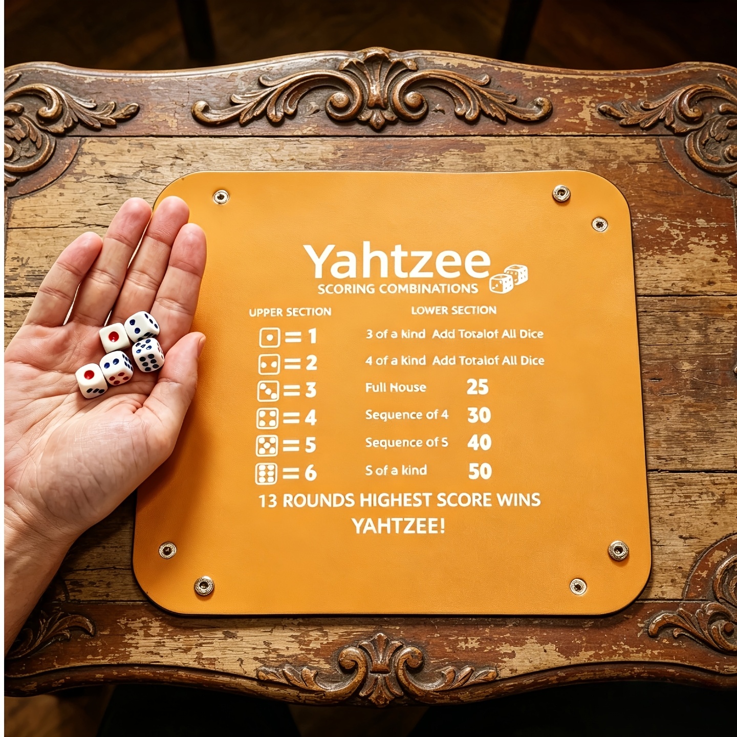 TEMU Jeu de dés , étui en PVC + 5 dés, convient pour 2 joueurs ou plus, parfait pour les réunions de famille, les fêtes d'Halloween et de Noël, et