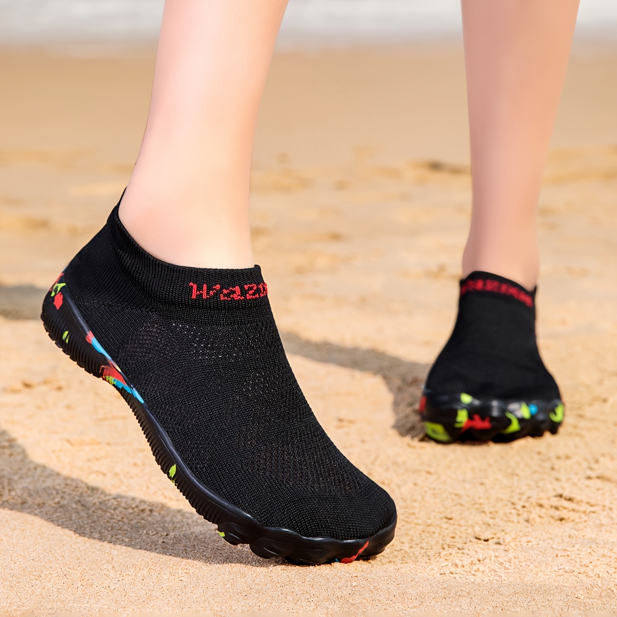 Chaussures de plage antidérapantes pour hommes et femmes, chaussures d'eau à séchage rapide et respirantes, chaussures de natation et de ruisseau, chaussures de fitness et de yoga, chaussures de randonnée pour l'escalade et la corde à sauter en plein air