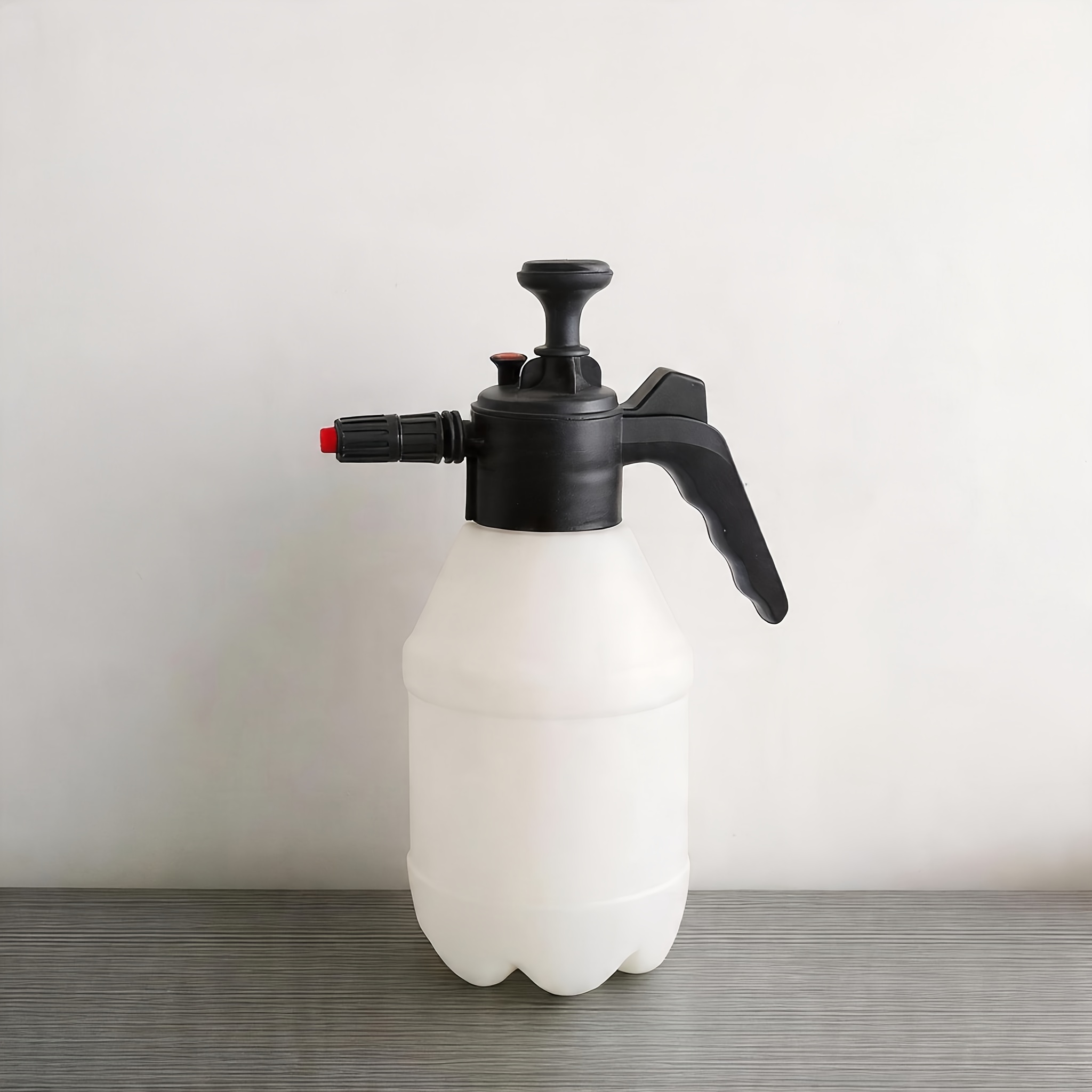 TEMU 2l Hand Pump Foam Sprayer Car Wash Pressure Foam Cannon Cleaning Degreasing High-pressure Foaming Tool Adjustable Nozzle Home Kitchen Auto