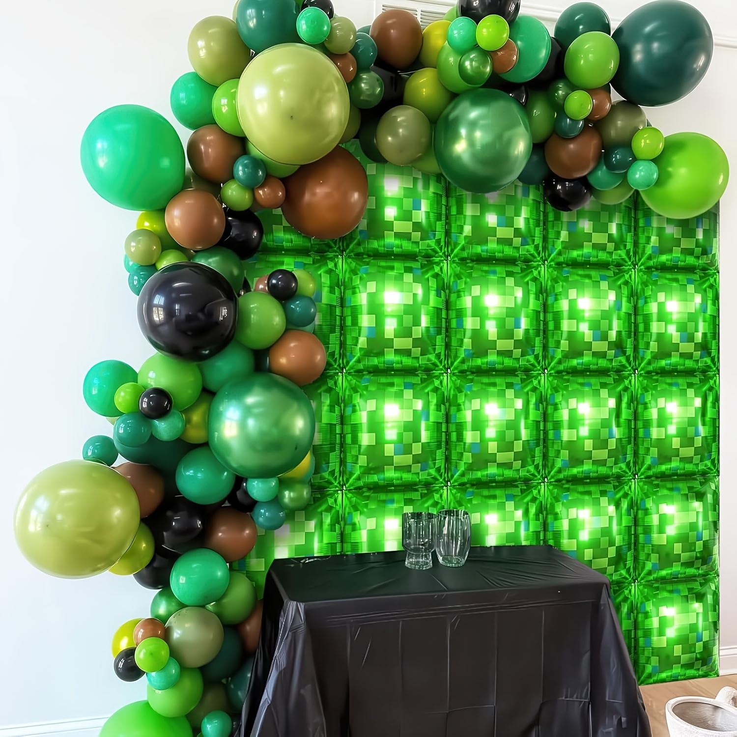 Globos Píxeles Verdes De 45.72 Cm - Pack De 12 Unidades Con Cinta Y Pajita, Decoración Para Fiestas Y Cumpleaños