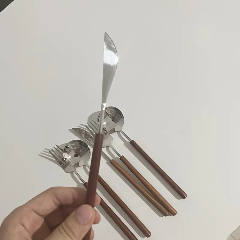 6pcs 304 stainless steel western cutlery high quality knife fork and spoon set suitable for home festive parties and hotels Product details 8