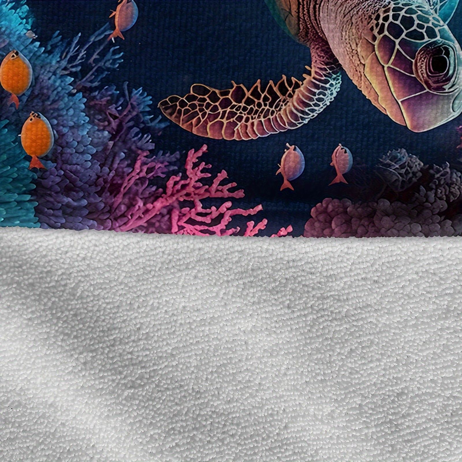 Sea Turtle Print Quick Drying Microfiber Beach Towel Soft Blanket_voghion.com