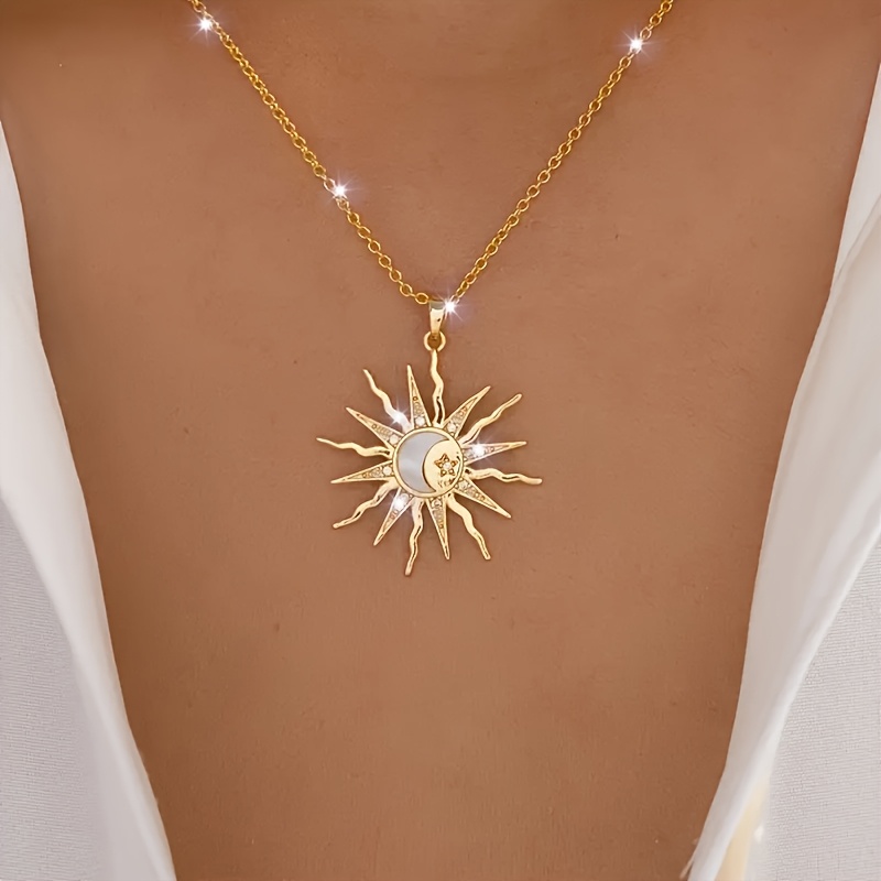 Image of Stylish Necklace With Rhinestones - Made Of Alloy, Ideal For Everyday Wear And As A Gift