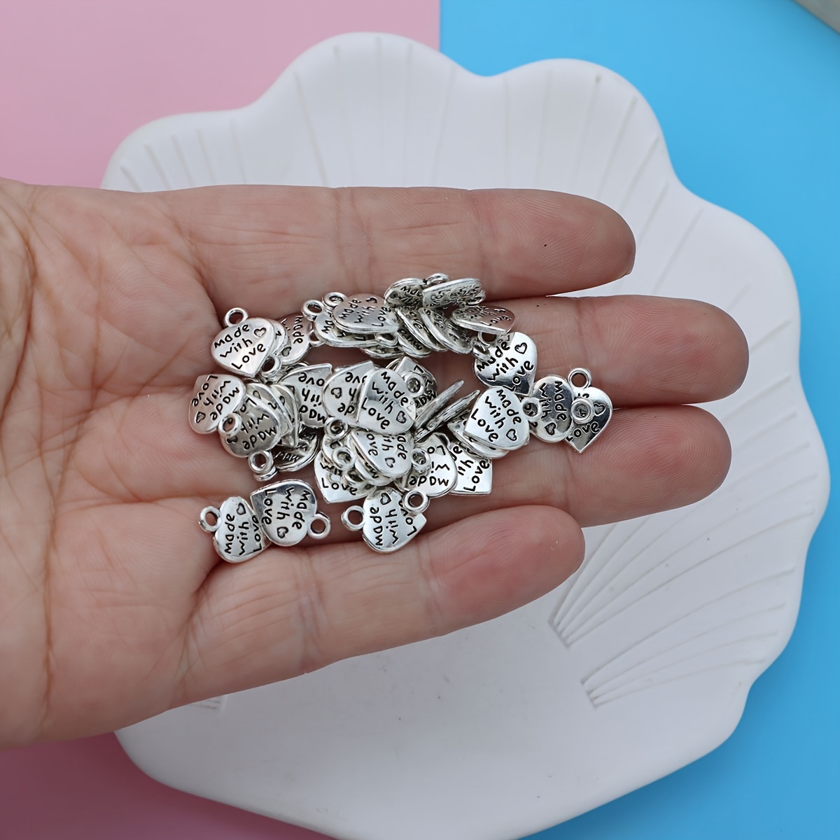 

40pcs Vintage Silvery Pendants Charms Heart Shape With Words Made With Love Handmade Pendant Diy For Necklace Jewelry Making