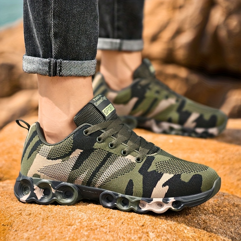 Camouflage Breathable Mesh Running Shoes Low Top Lace-Up Sneakers with  Rubber Sole and Fabric Insole for Casual Outdoor Sports