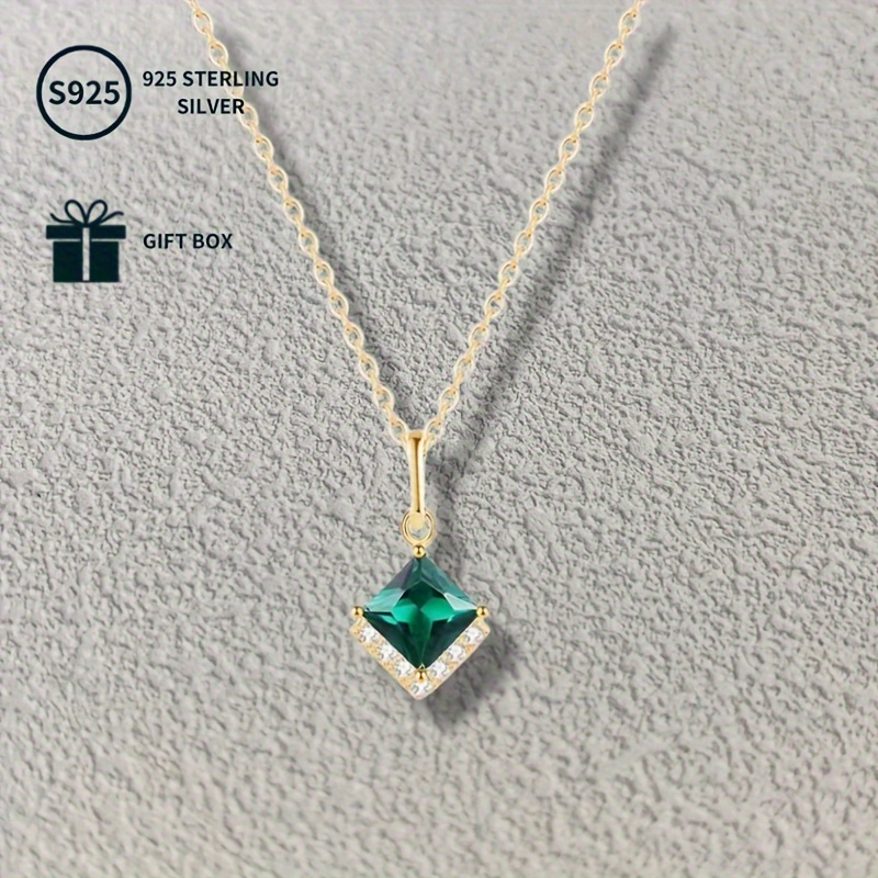 

1pc 925 Sterling Silvery Emerald Square Pendant Necklace, 14k Gold Plated, Synthetic Zirconia, Lightweight 1g, Elegant Jewelry For Banquets And Parties, Gift Box Included