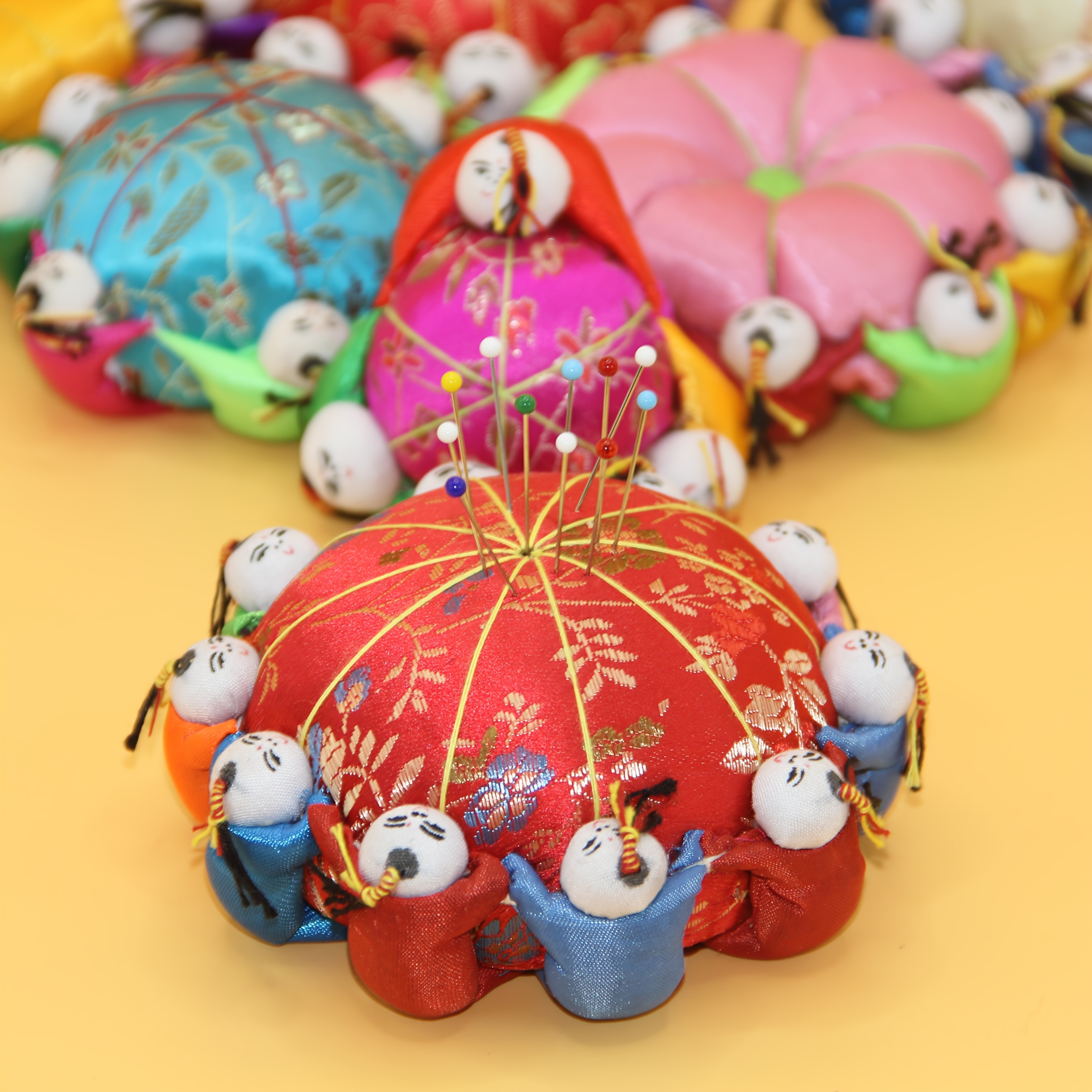 

1pc Vintage Chinese Style Satin Pin Doll, Assorted Colors, Ideal Christmas And New Year Gift For Sewing Enthusiasts