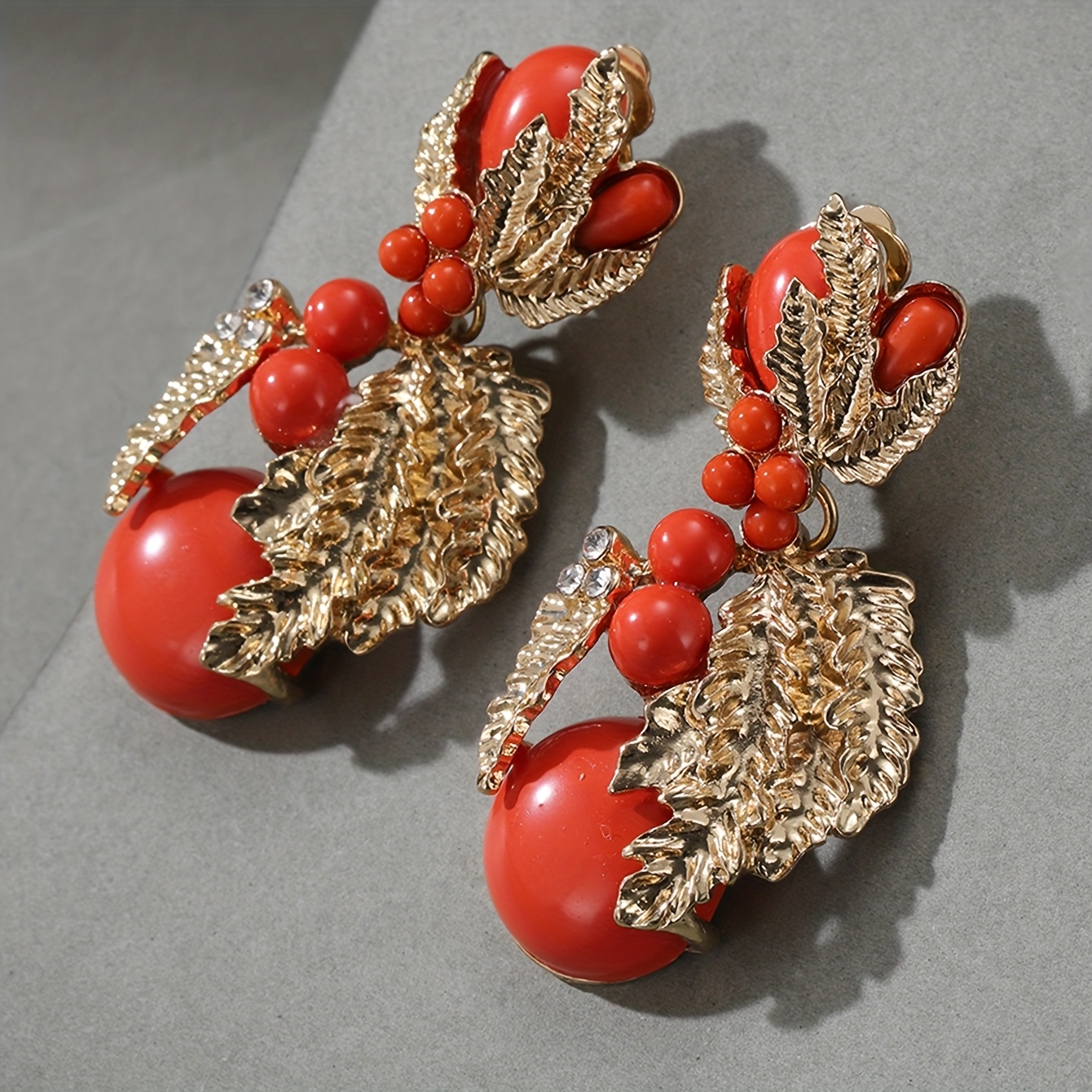 Sweet Resin Flower Ear Clips, Perfect Gift for Women
