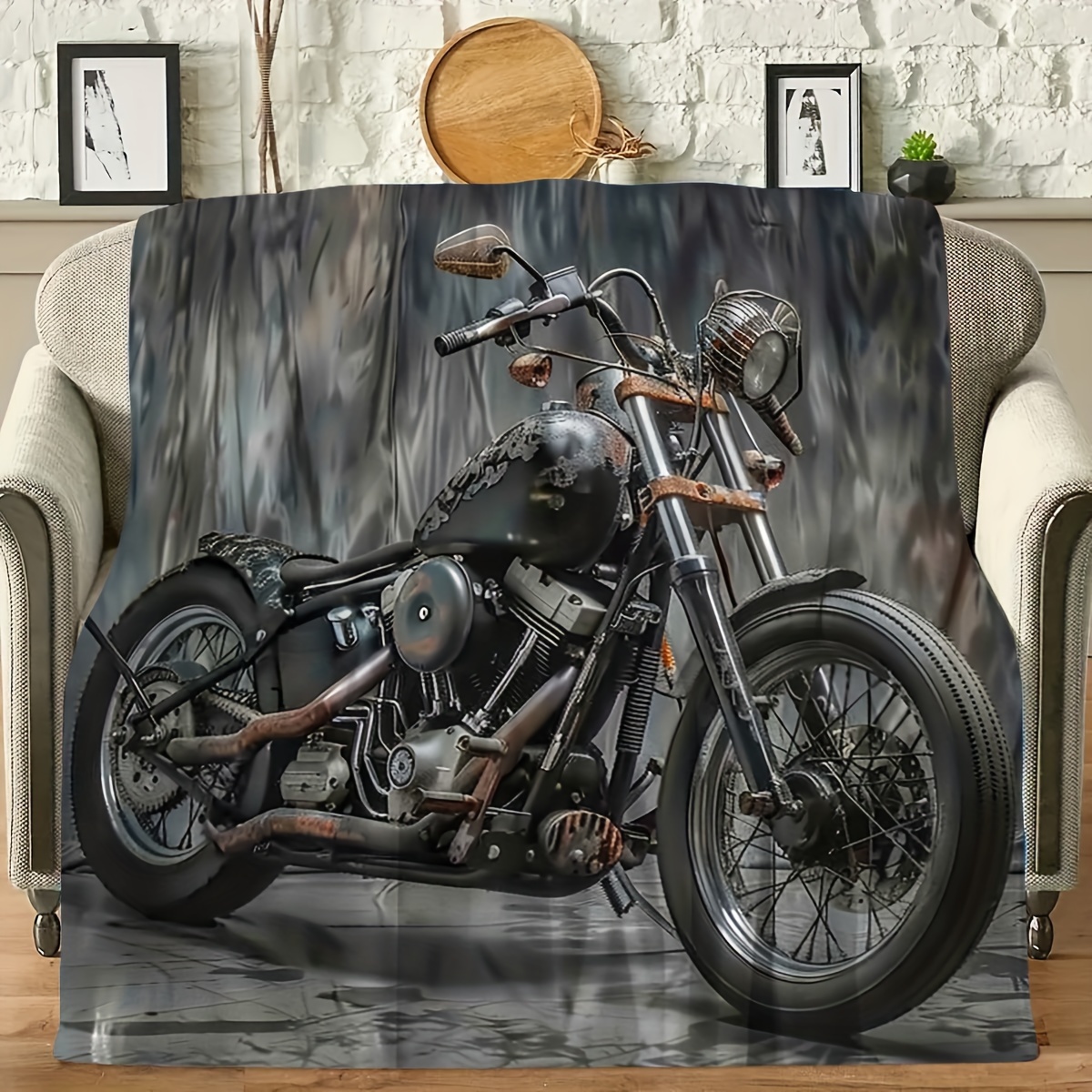 

Vintage Motorcycle Print Flannel Throw Blanket, Hypoallergenic Knitted Fabric, Digital Printing, Tear Resistant, All-season Multipurpose Cozy Soft Blanket For Sofa, Bed, Camping, Best Holiday Gift