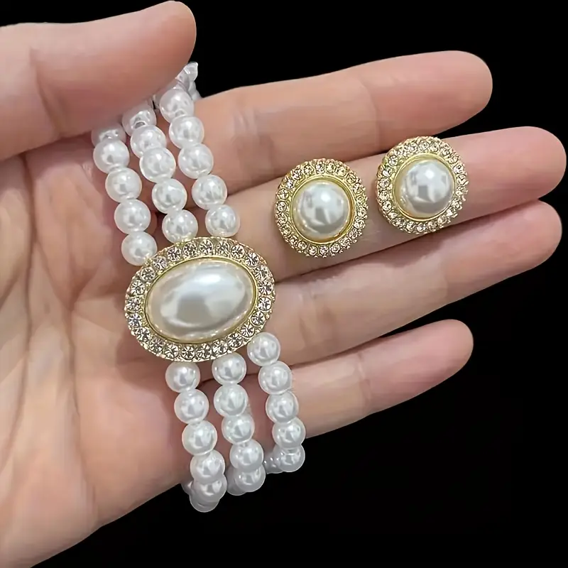 A Fashionable Set Multi Layered Necklaces Suitable Daily