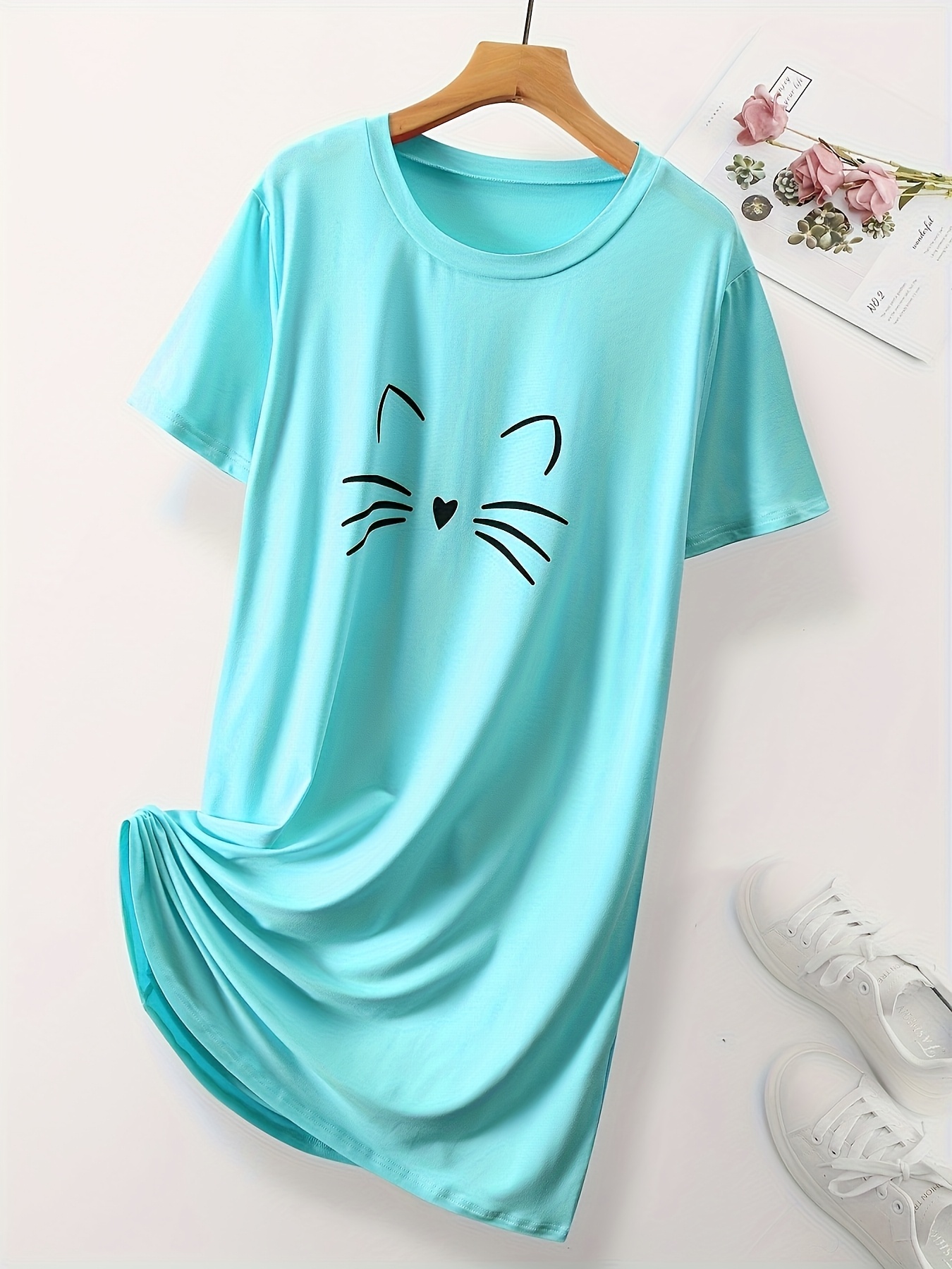 Women'S Plus Size Sleepwear, Cozy Cat - Graphic Nightgown: Short Sleeves, Light Blue Color, Whimsical Cat Design, Ensures A Pleasant Slumber