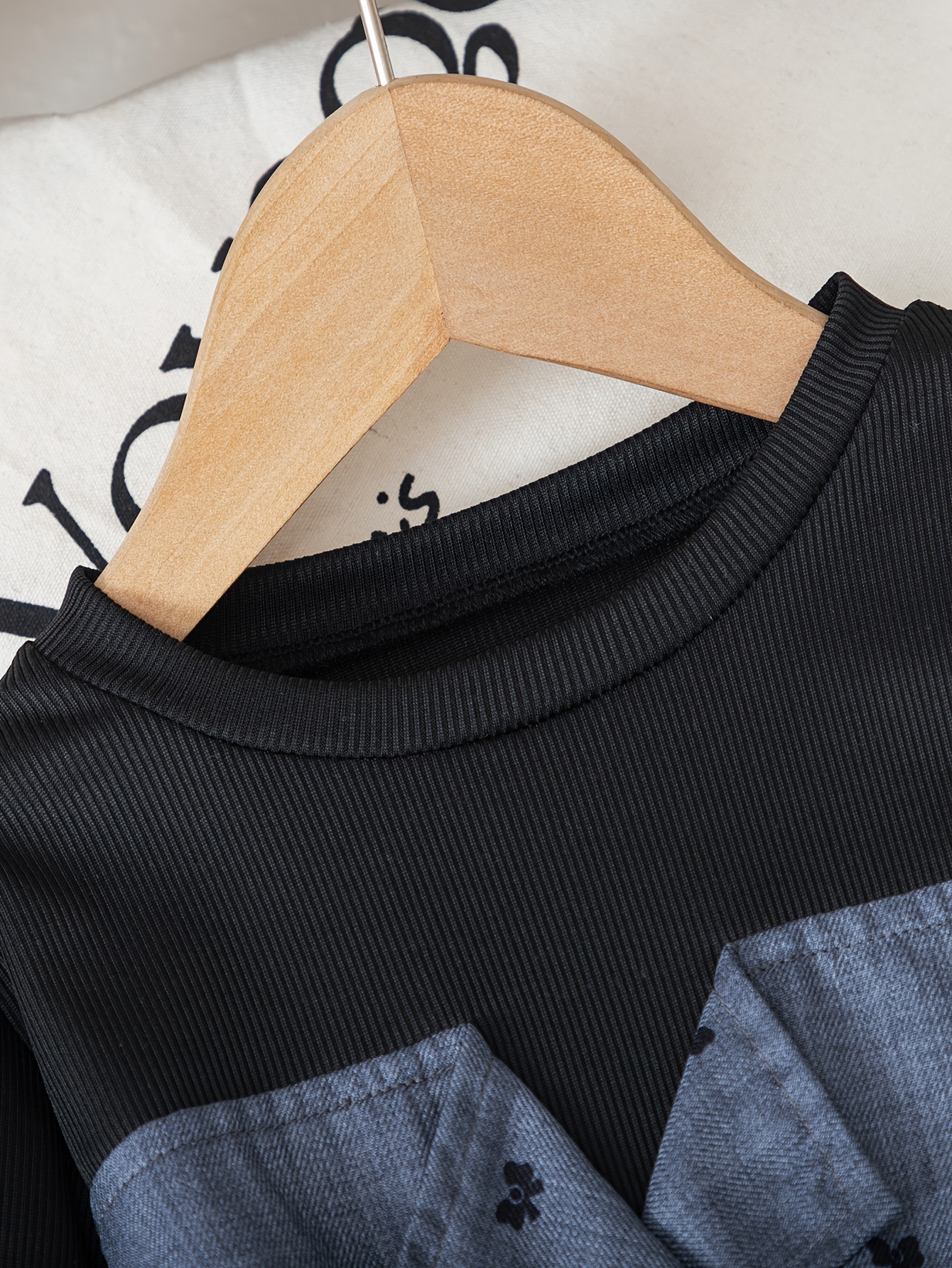 girls elegant long sleeve a line dress with bow heart print dark grey black white puff sleeve bow back   formal casual attire machine washable party wedding outfit   two piece design with contrast trim round neck a line silhouette for young girls casual to formal occasions Product details 6