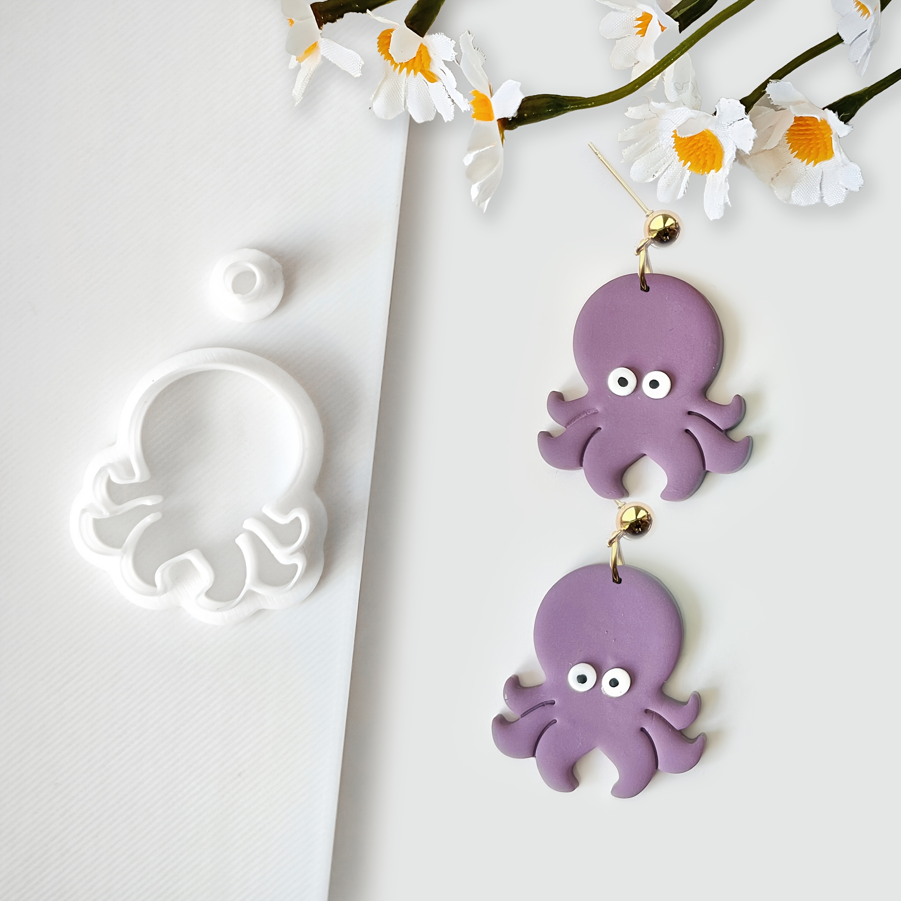 

2pcs Bohemian Octopus Polymer Clay Cutters Set, Mollusks Cartoon Style, Making Kit With Sequins, Light Tools For Earring Pendants, No Power Required