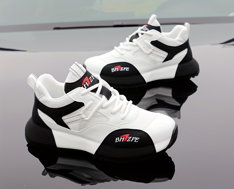 Tenis para correr para hombre con malla transpirable, ligeros y cómodos, suela de PVC antideslizante, diseño en azul marino y blanco, cierre de agujetas, ideales para uso casual y deportivo, zapatos para correr en verano, tenis modernos, suela de PVC duradera