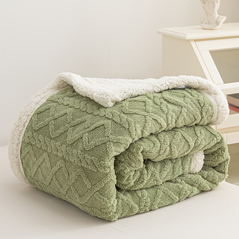 Image of Classic Diamond Grid Luxury Throw Blanket, Faux Fleece Bed Blankets, Throw Blankets For Couch, Faux Rabbit Fur , Single And Double Size, High-quality Gifts, Travel Blanket, Bed Sheet Alternative
