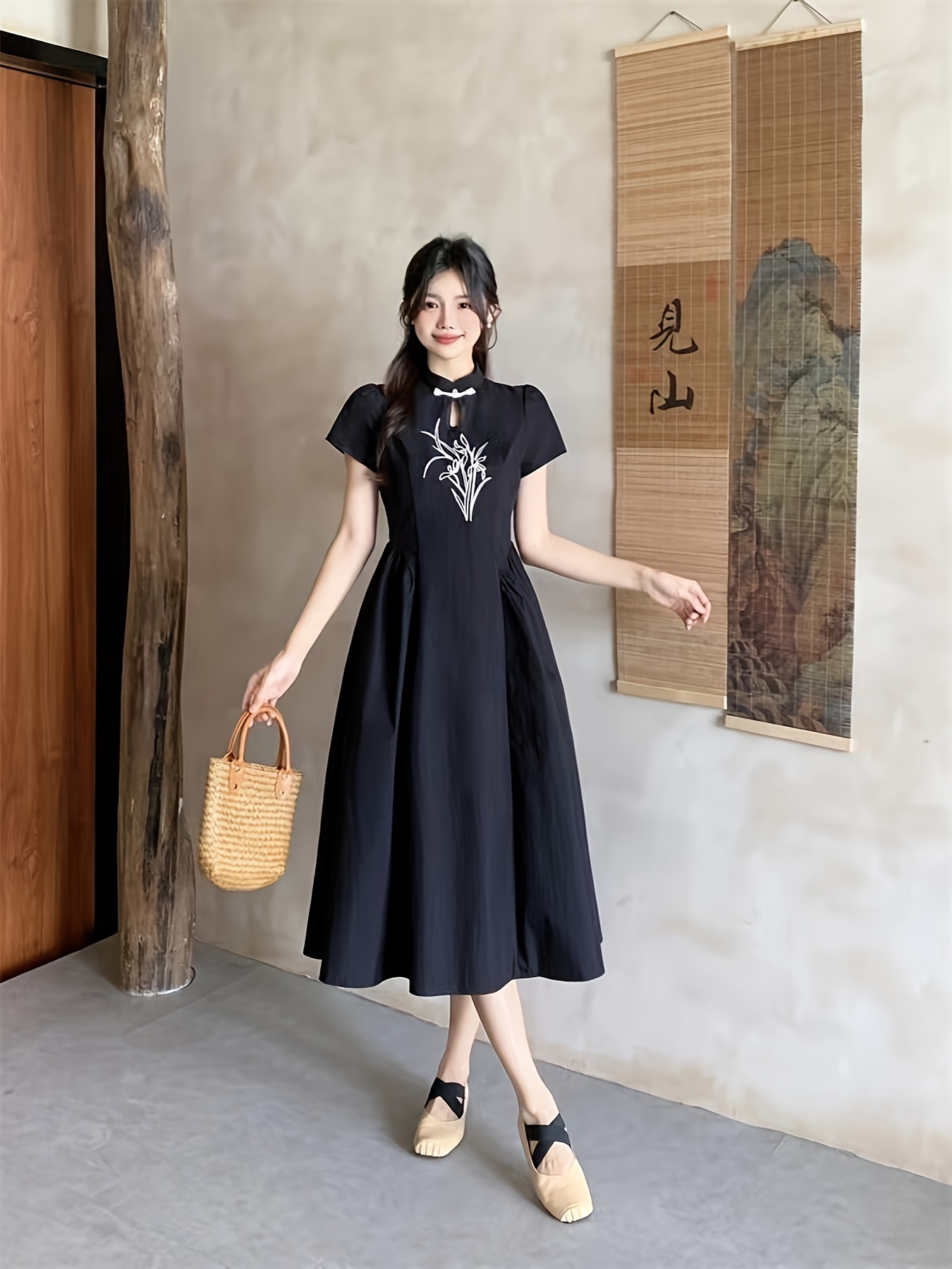 green emerald velvet dress Retro Embroidered Chinese Style Dress with Elegant Button Closure and Improved Qipao Design Pink / L main image 0