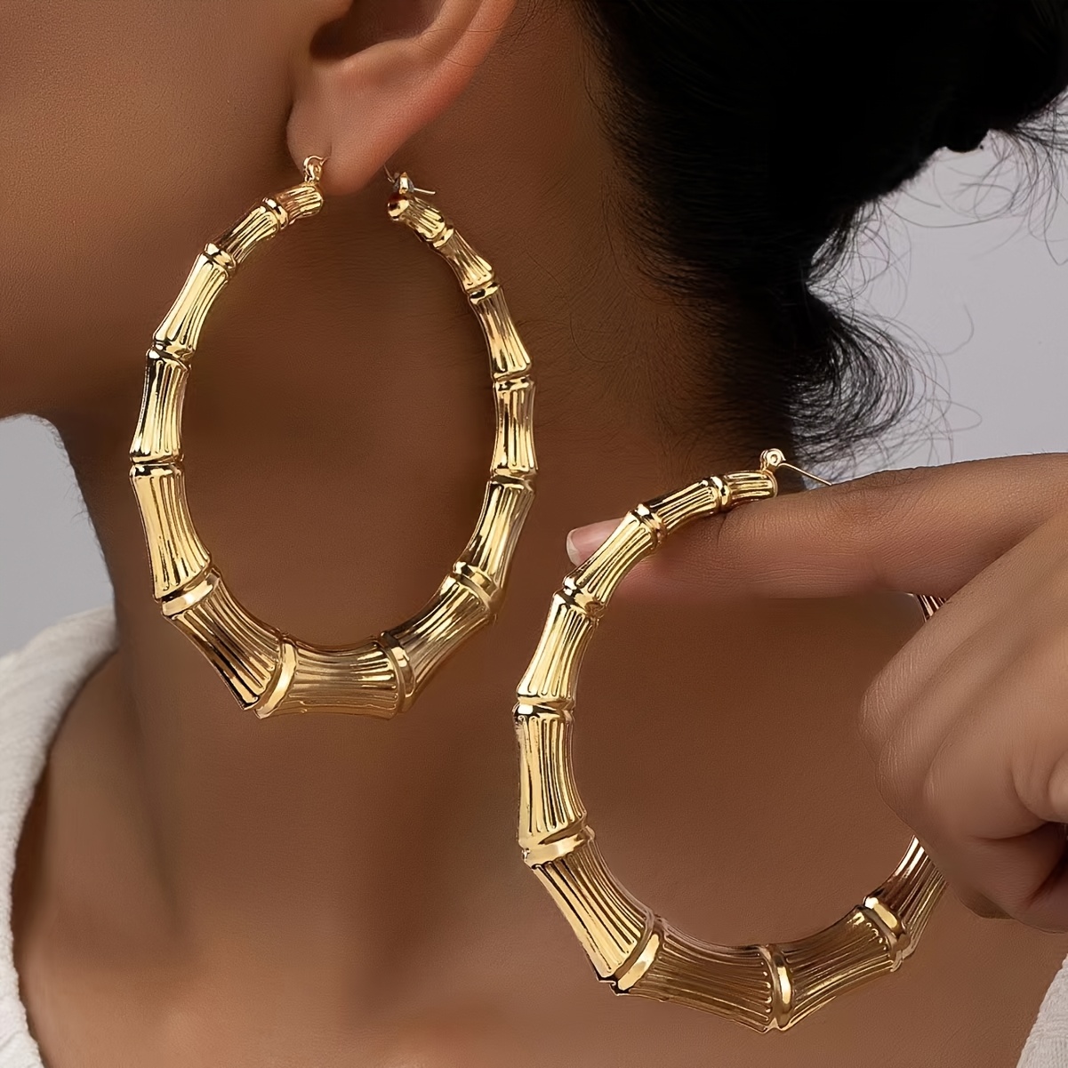 

3 Pairs/6 Pieces Of Exaggerated Hip-hop Golden Bamboo Joint Irregular Size Women's Earrings For Decorating Face Shape At Parties And Banquets