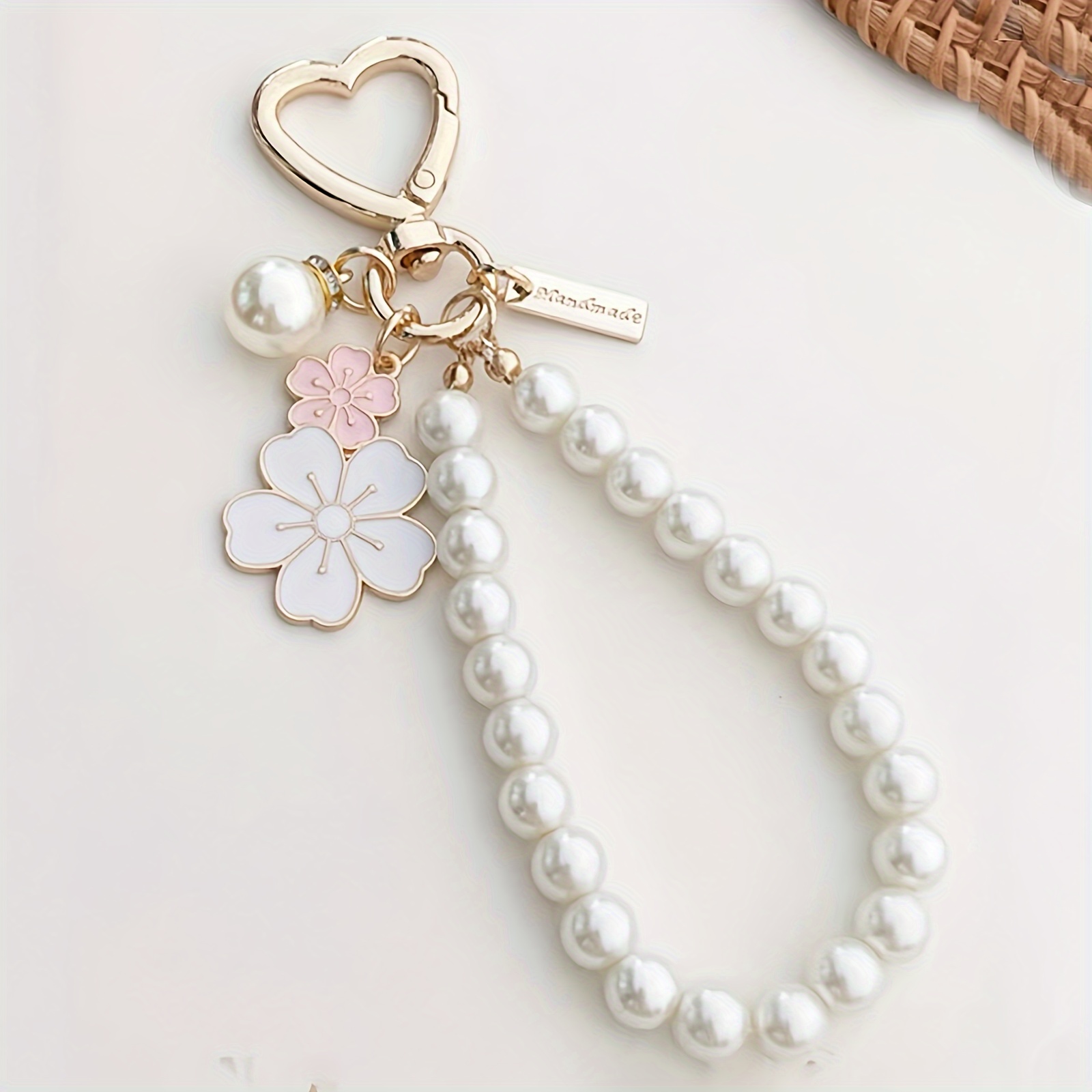 

Elegant White Beaded Keychain With Lobster Clasp - Perfect For Keys, School Bags & Wallets | Chic Gift Idea