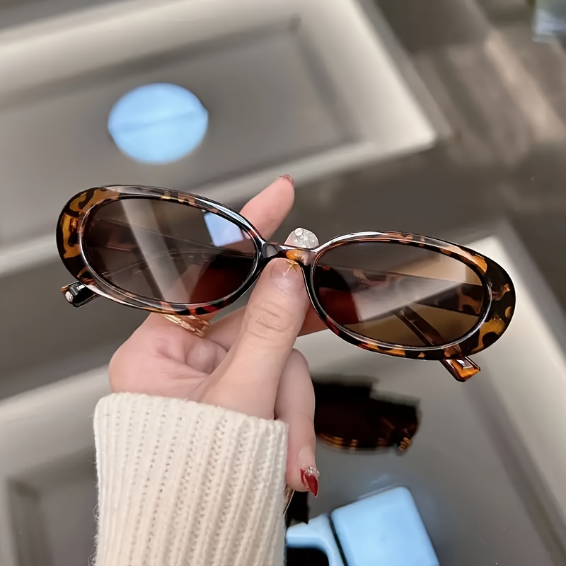 

Chic Oval Fashion Glasses For Women - Frame, Anti-reflective Lens, Pc Material - Beach & Party, Oval Style
