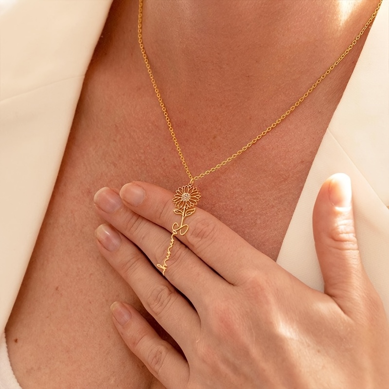 Personalized 18K Golden Plated Name Necklace, Zodiac Pendant Gift