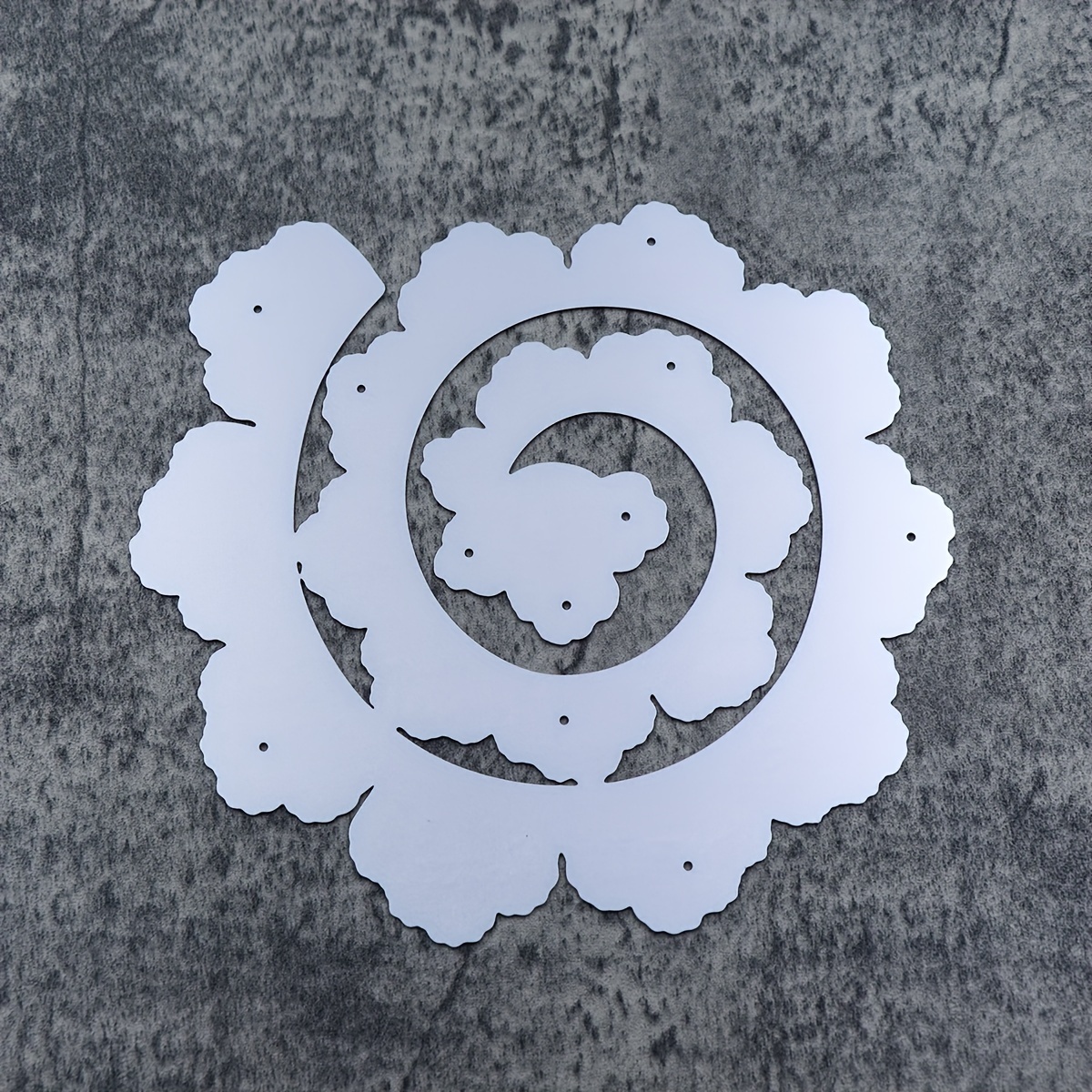 Image of Different Styles Of Large Roll Heart Flowers Metal Cutting Dies For Card Making, Diy Handmade Scrapbooking Crafts Stencil, Floral Die Cuts For Making Photo Album