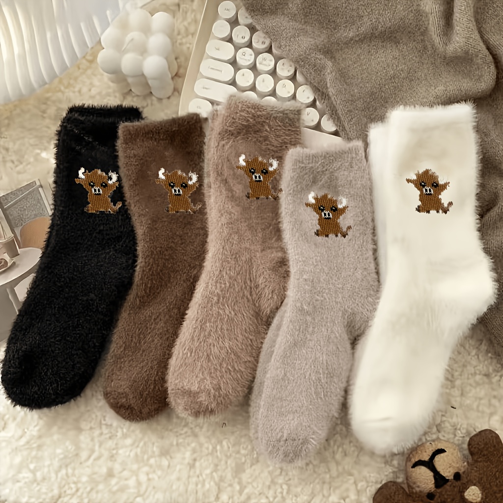 TEMU 5-pair Women's Embroidered Plush Socks, Winter Thickened Warm Floor Socks, Cartoon Warm Foot Sleep Socks, Coffee , Trendy And Versatile Women's